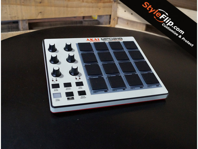 Akai MPD 218 Classic Look Top