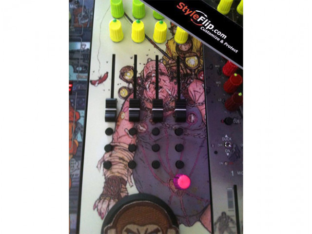 Allen and Heath XONE1D Grundge Skin