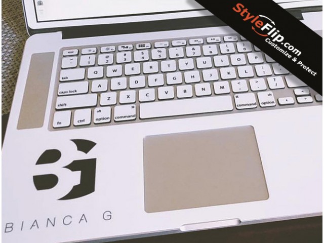 Apple MacBook Pro StyleFlip Custom Wrap Design Bianca White