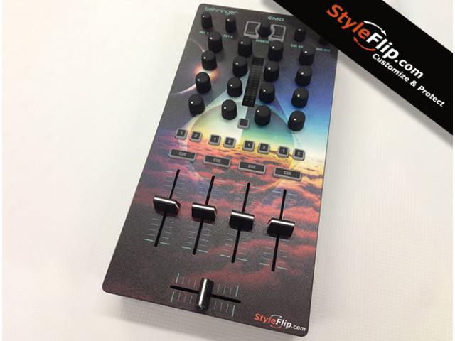 Behringer CMD MM 1 Trippy Clouds Planets Custom Skin