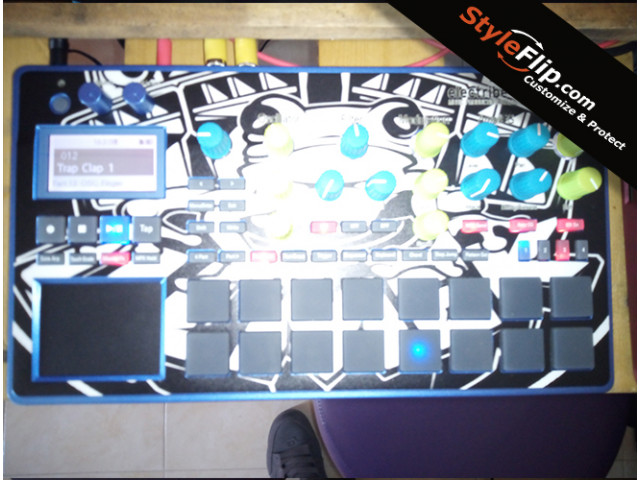 Electribe Sampler Abstract Frog Skin Blue