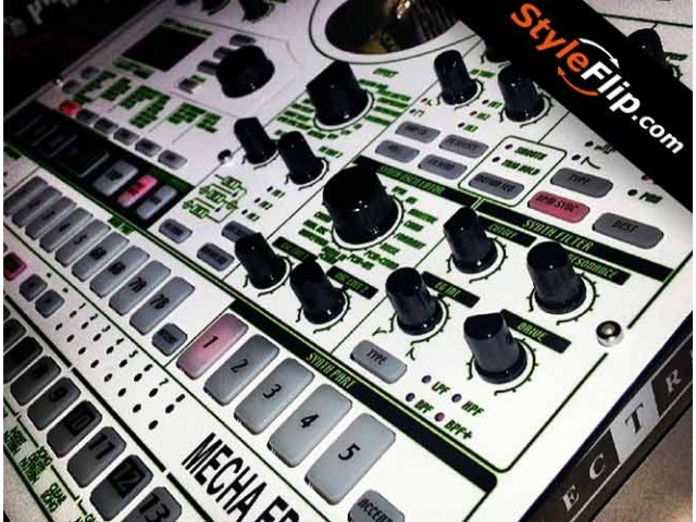 Korg Electribe Clean White Skin - Angle
