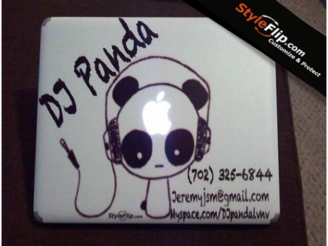 Macbook Pro Custom Styleflip Skin DJ Panda Heaphones White