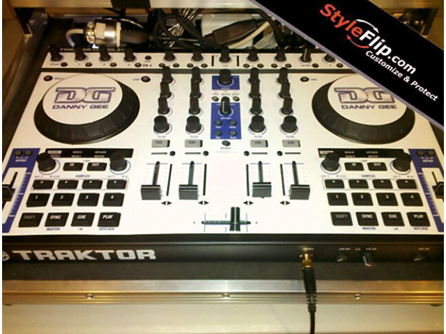 NI Traktor Kontrol S4 MK2 Custom Skin Danny Gee White Blue