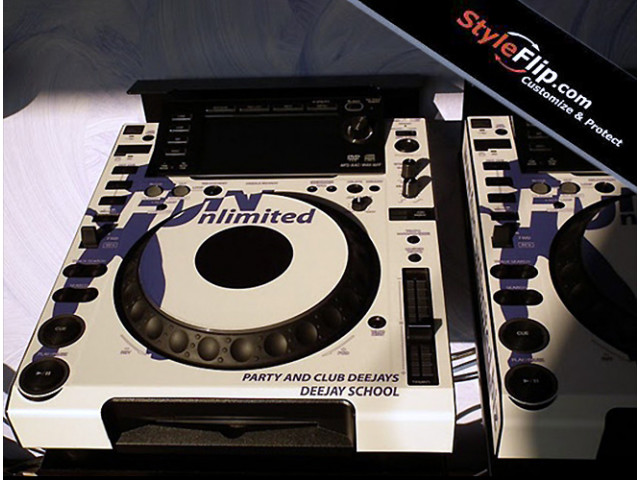 Pioneer CDJ 2000 Fun Unlimited Blue White Custom Skin