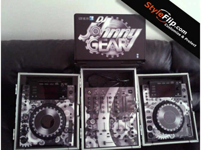 Pioneer CDJ 900 & DJM 800 Styleflip Custom Skin Johnny Gear