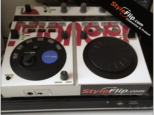 Pioneer EFX 500 Styleflip Custom Skin White Red Text