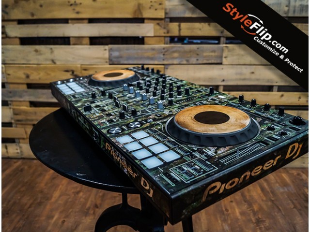 Pioneer DDJ-RZ Bark Angle