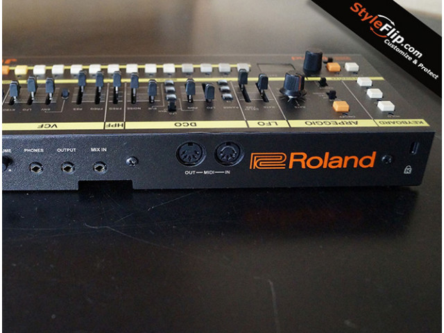 Roland JU-06A Custom Skins Retro Look Back View