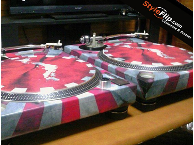 Technics 1200 Custom Styleflip Skin Red And White