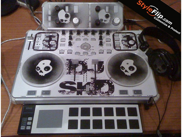 Vestax VCI-300 Styleflip Custom White Black Skin Decal Skull
