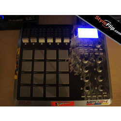 Akai MPD 24 Gee Wiz Black Green Puppet
