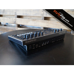 Elektron Analog Four MK2 Side Back