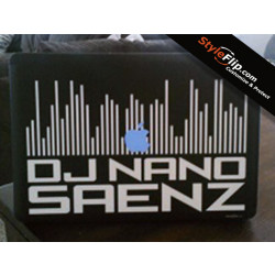 MacBook Custom Styleflip Skin DJ Nano SAENZ White Bars
