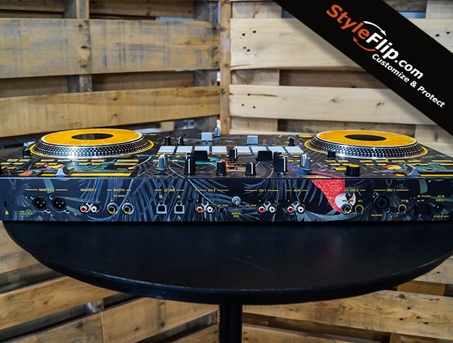 Pioneer DDJ-REV7 custom skins, created online by StyleFlip.com